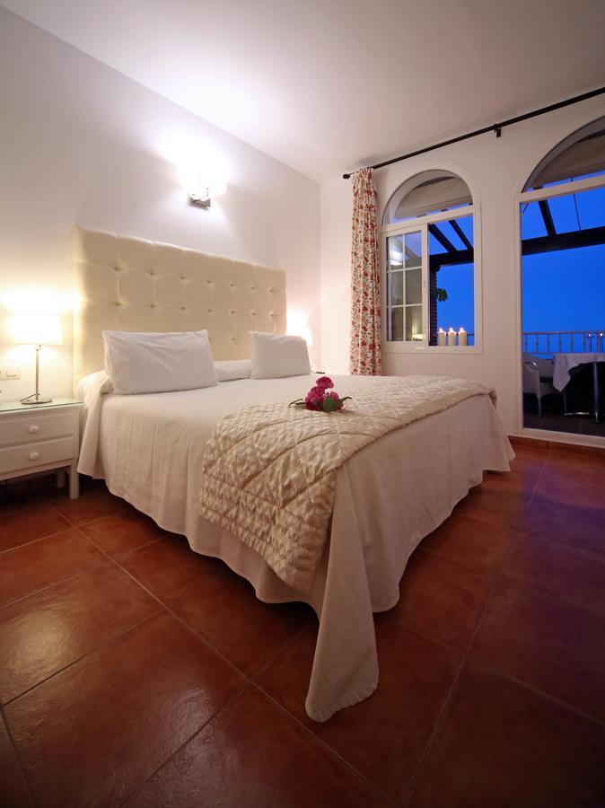 Hotel Casa Rosa Бенальмадена Екстер'єр фото
