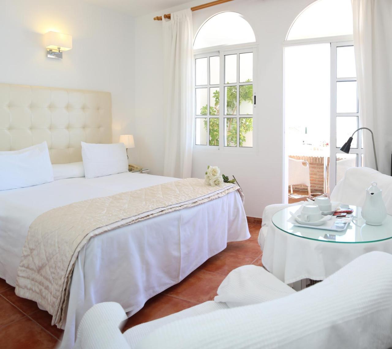 Hotel Casa Rosa Бенальмадена Екстер'єр фото
